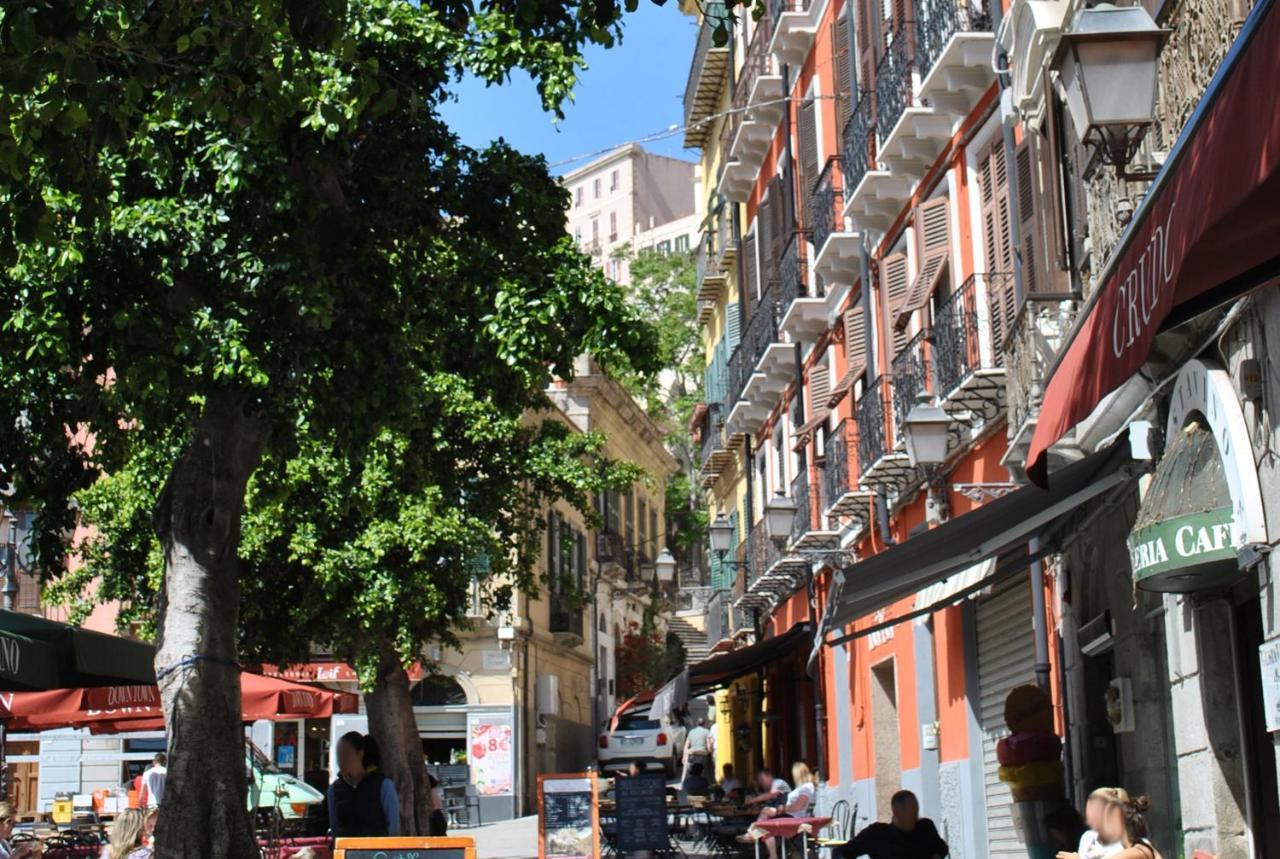 Centro Storico Via Sassari Accommodation Cagliari Exterior foto