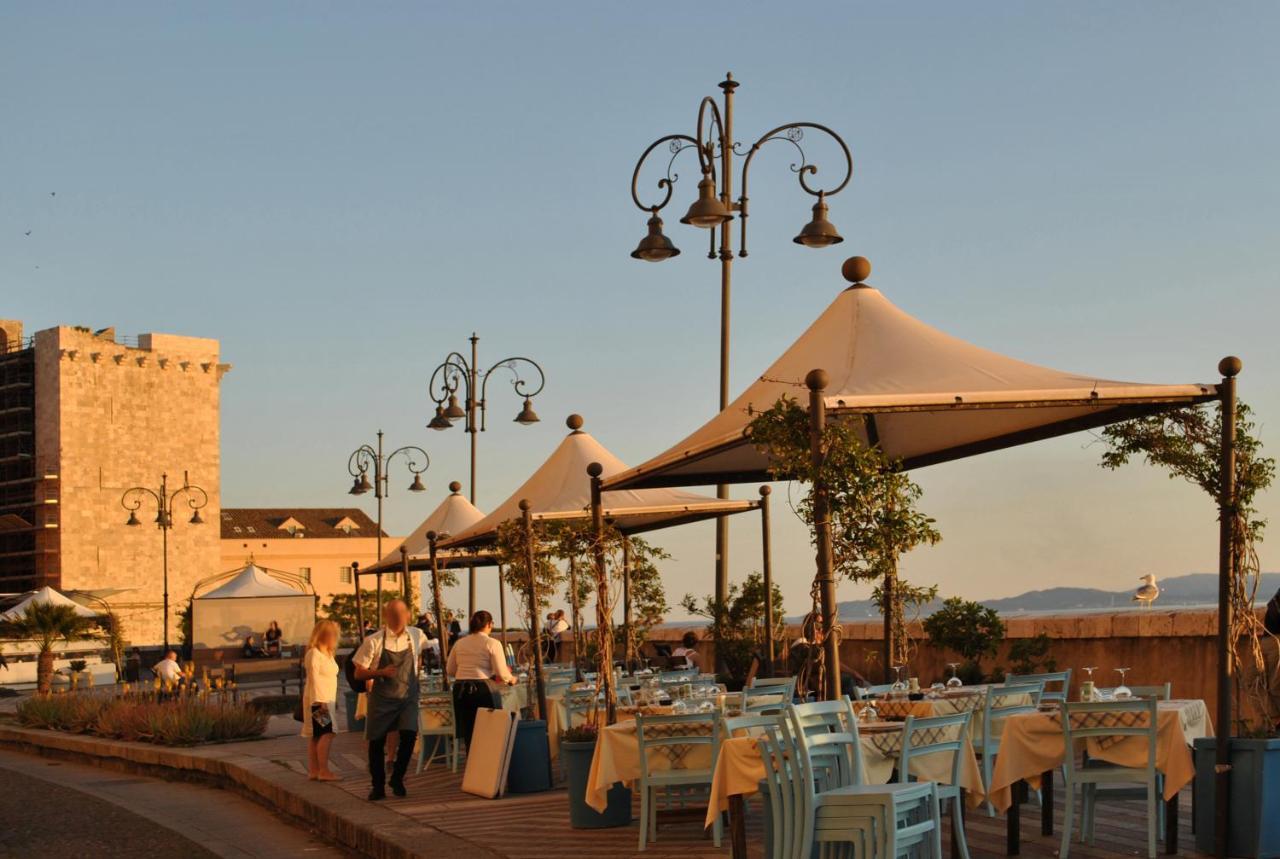 Centro Storico Via Sassari Accommodation Cagliari Exterior foto